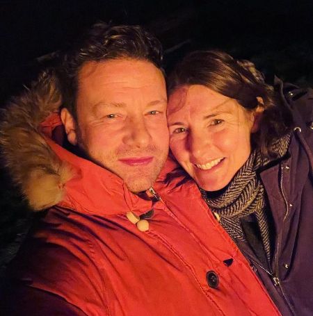 Jamie Oliver with his wife Jools Oliver.